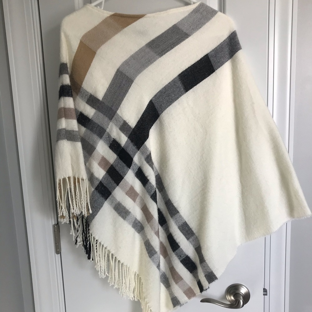 Cream Poncho with black/ camel - OS